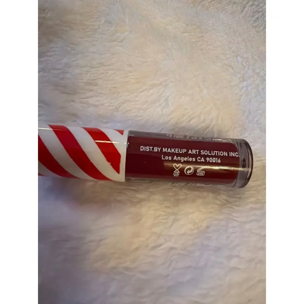 Ultramo Cool Girl Liquid Lipstick #3 Mate Matte Berry Red Candy Cane Cap NEW